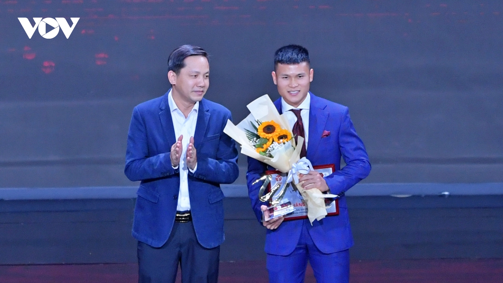 Tuấn Hải nói gì khi giành giải thưởng Bàn thắng đẹp nhất V-League 2022